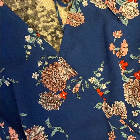 Small patterned romper - Picture 2 of 6